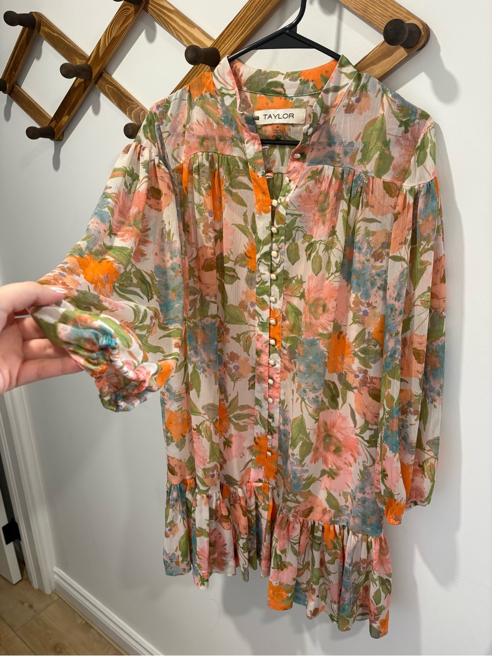 Taylor brand mini dress features a vibrant floral print and flowy bishop sleeves - Picture 3 of 8